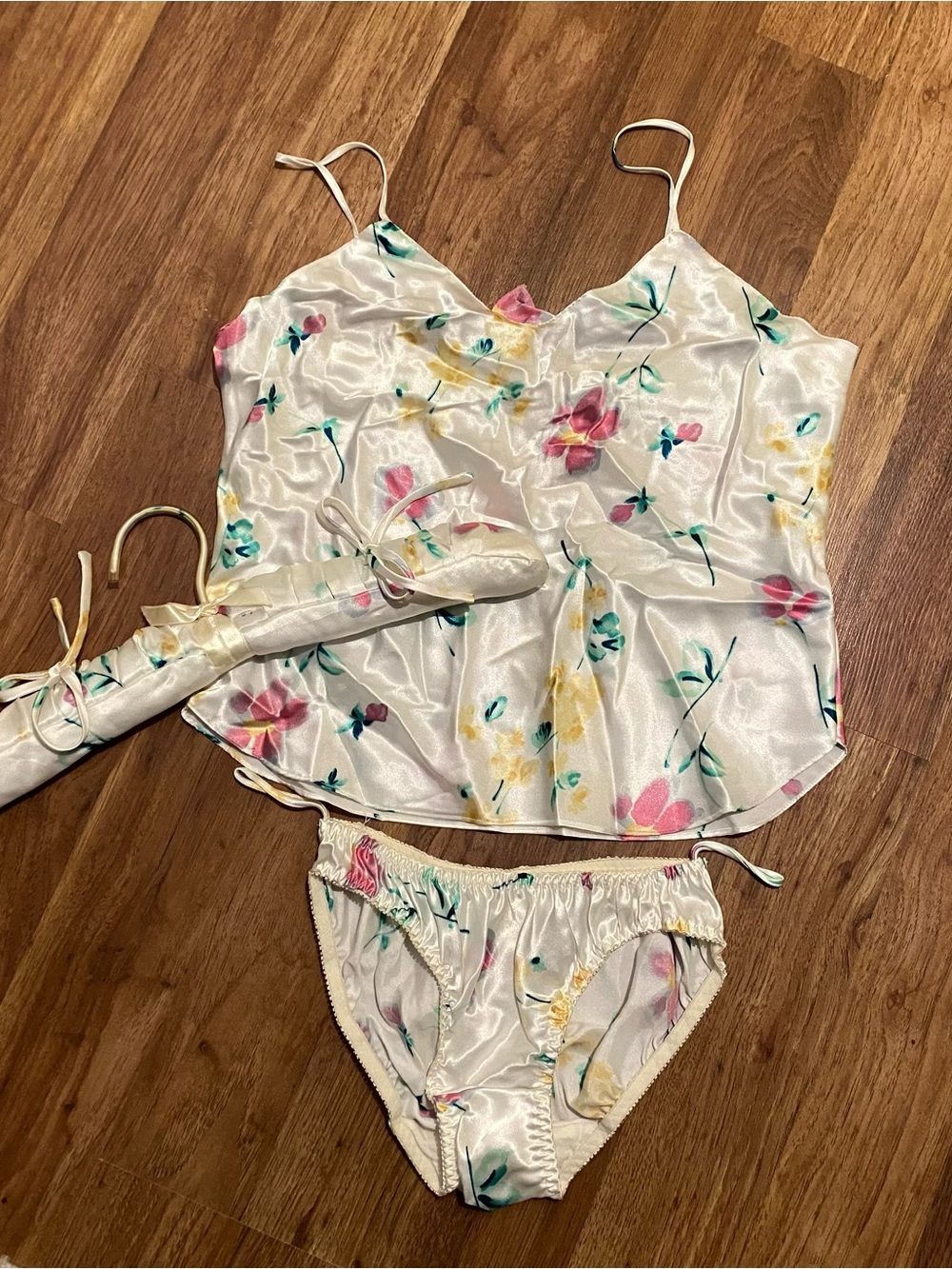 Vintage White Floral Satin Chemise & Panties Set